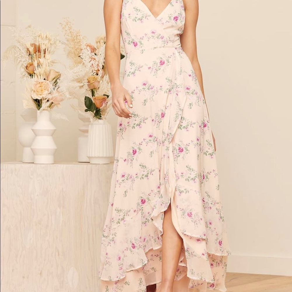 Lulu’s High Low Blush Floral Dress. XS. Never worn